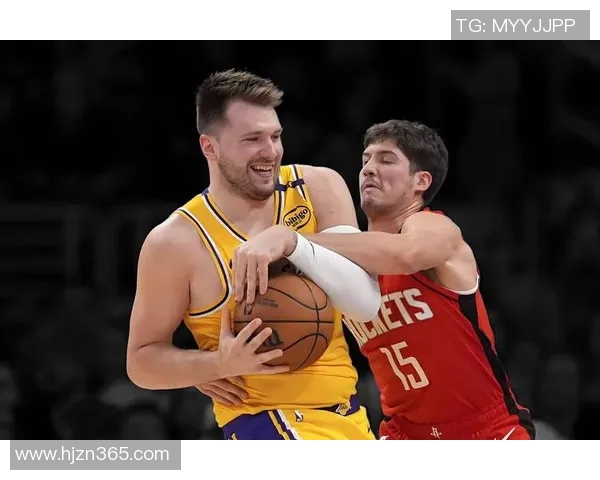 东契奇29+11+10里夫斯26分 湖人力克热火迎3连胜